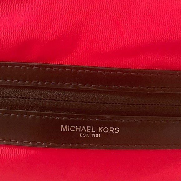 Michael Kors Kent Men's Nylon large Toiletry Holder Travel Case Bag - Picture 9 of 11